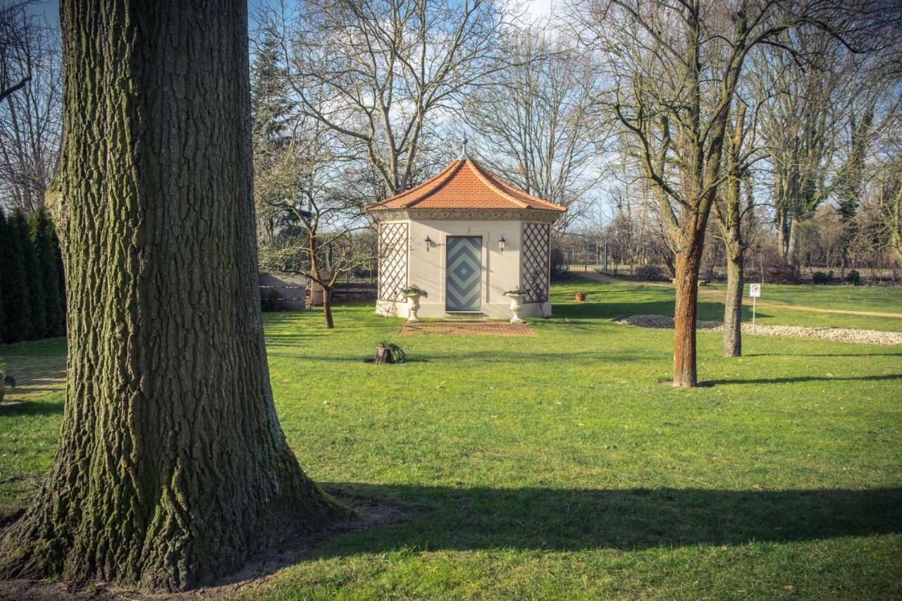 Grafschaft Kloster Zinna Exterior photo